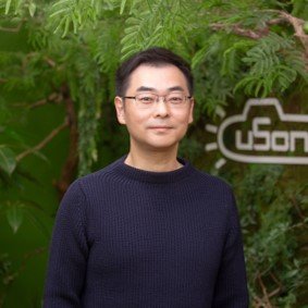 代表取締役社長　長竹　克仁
